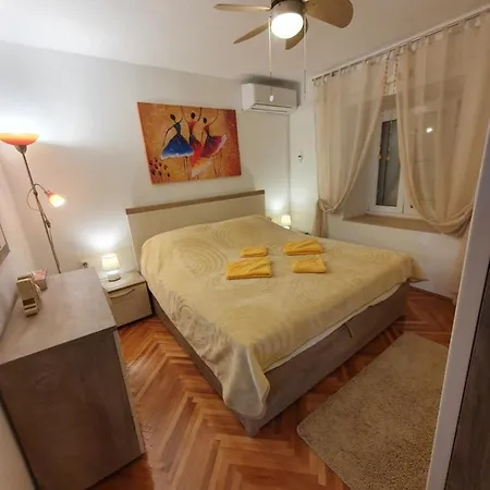 アパート Stela コルチュラ